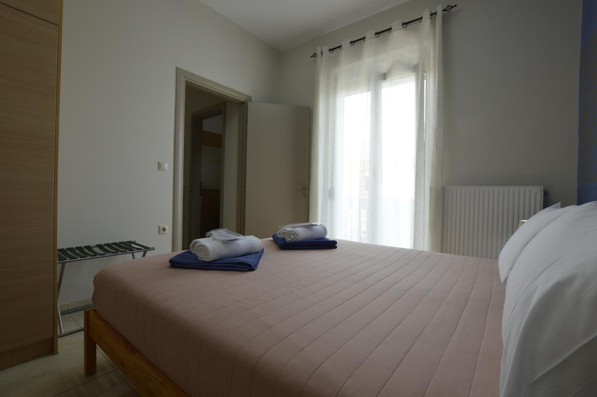 Harmony Apartments Kato Daratso Buitenkant foto